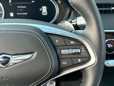 Used 2025 Genesis GV70 3.5T Sport w/ Sport Advanced Package image 23