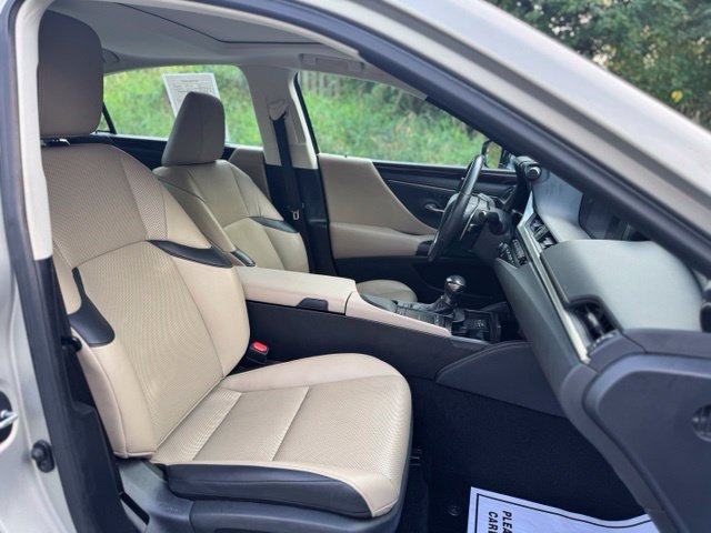 Used 2020 Lexus ES 350 w/ Premium Package FWD image 20