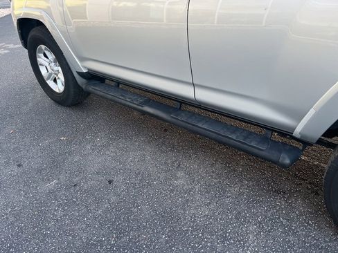 Used 2016 Toyota 4Runner SR5 image 32