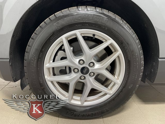 Used 2024 Ford Edge SEL AWD/4WD image 7