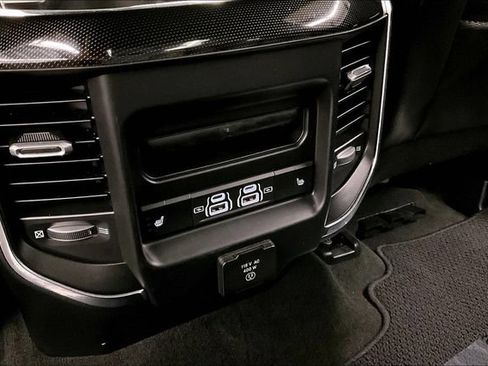 Used 2022 RAM 1500 Laramie w/ Night Edition AWD/4WD image 32