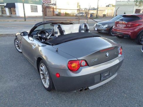 Used 2003 BMW Z4 2.5i image 4