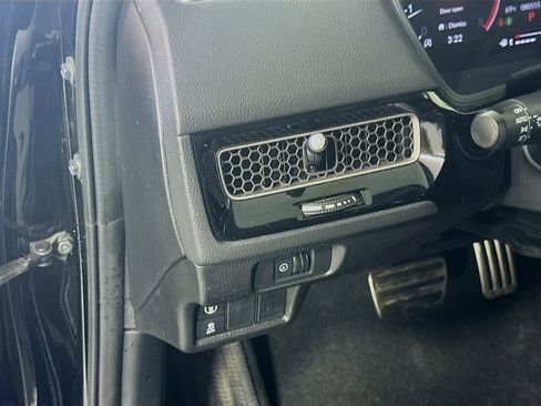 Used 2022 Honda Civic Sport image 10