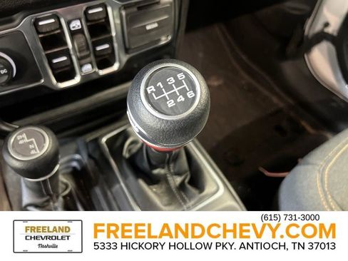 Used 2024 Jeep Gladiator Sport image 22