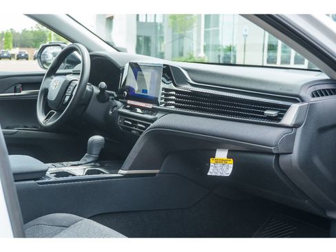 New 2026 Toyota Camry LE FWD image 18