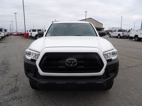 Used 2021 Toyota Tacoma SR image 12