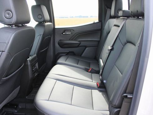 New 2026 GMC Canyon Elevation w/ Convenience Package image 22