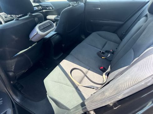 Used 2016 Honda Accord LX image 5