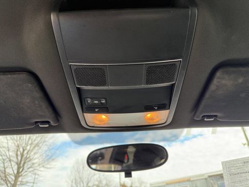 Used 2012 Volkswagen Beetle 2.5 image 21