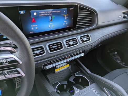 New 2025 Mercedes-Benz GLE 53 AMG 4MATIC image 12