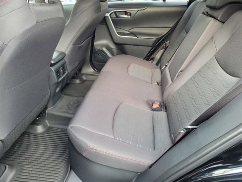 New 2025 Toyota RAV4 SE image 6