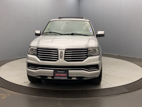 Used 2017 Lincoln Navigator Select AWD/4WD image 8