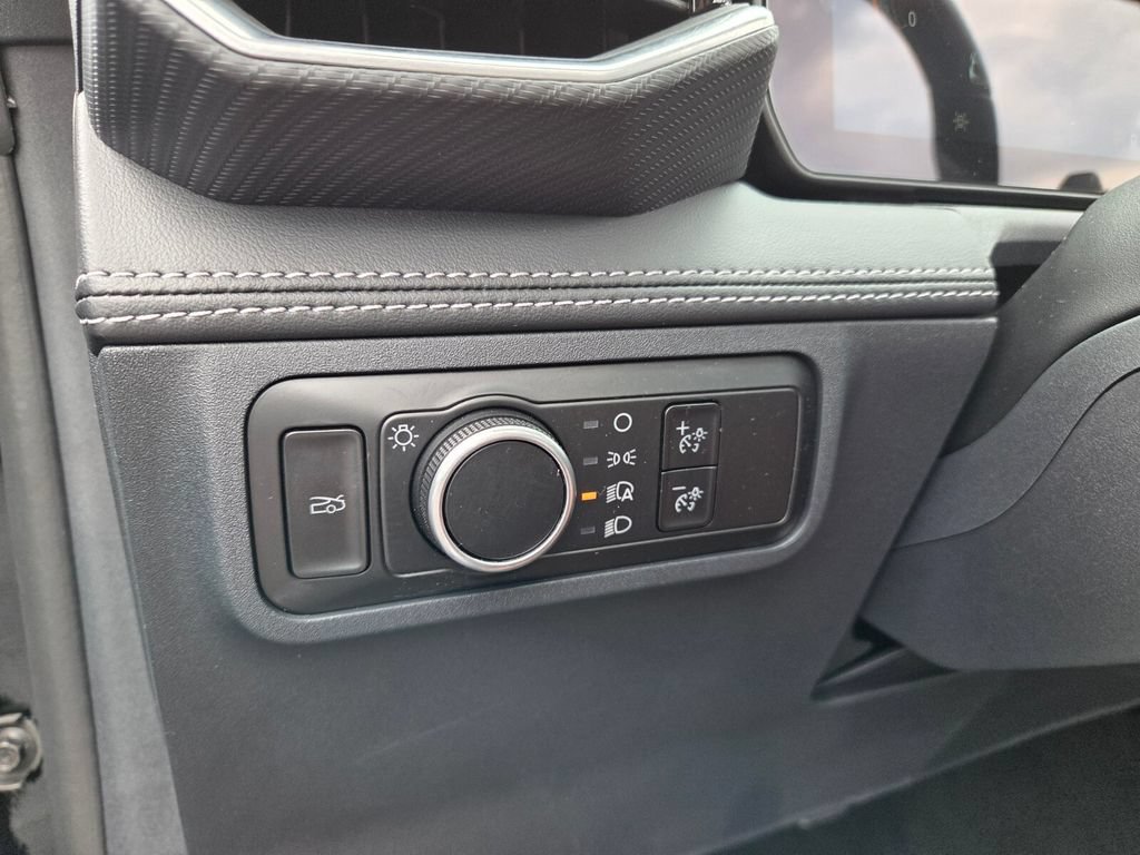 Used 2025 Ford Mustang Premium RWD image 20