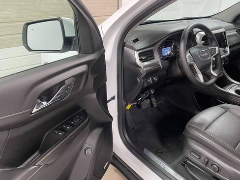 Used 2023 GMC Acadia SLT w/ Trailering Package AWD/4WD image 10