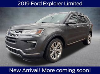 Used 2019 Ford Explorer Limited w/ Class III Trailer Tow Package video 2