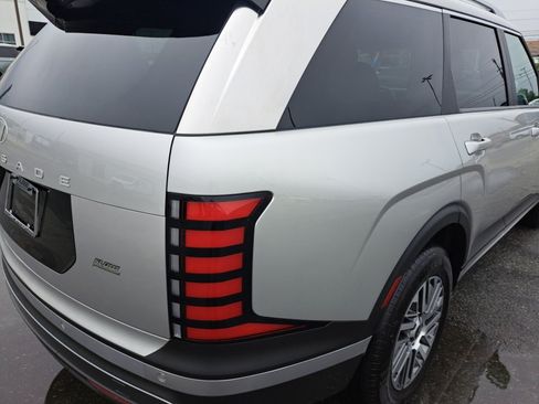 Used 2026 Hyundai Palisade SEL FWD image 23