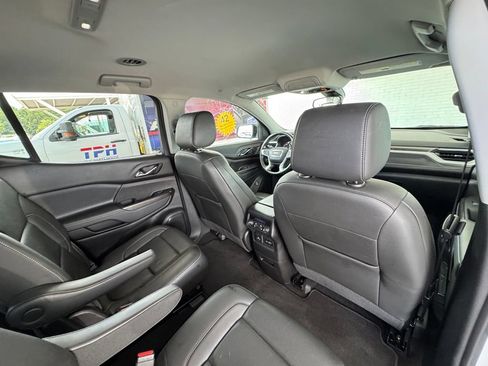 Used 2023 GMC Acadia SLT w/ Elevation Edition FWD image 28