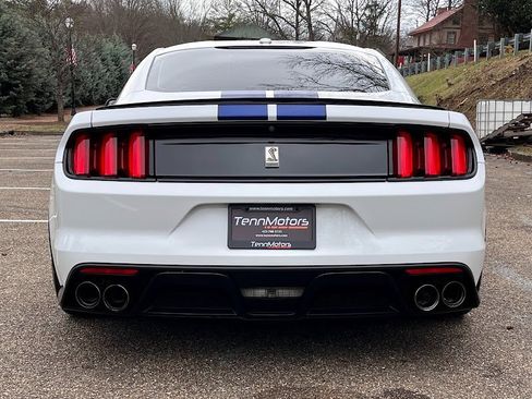 Used 2016 Ford Mustang Shelby GT350 w/ Technology Package image 23
