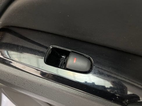 Used 2024 Nissan Altima 2.5 SR image 18