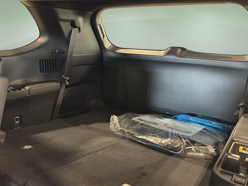 New 2026 Lexus TX 500h AWD image 20