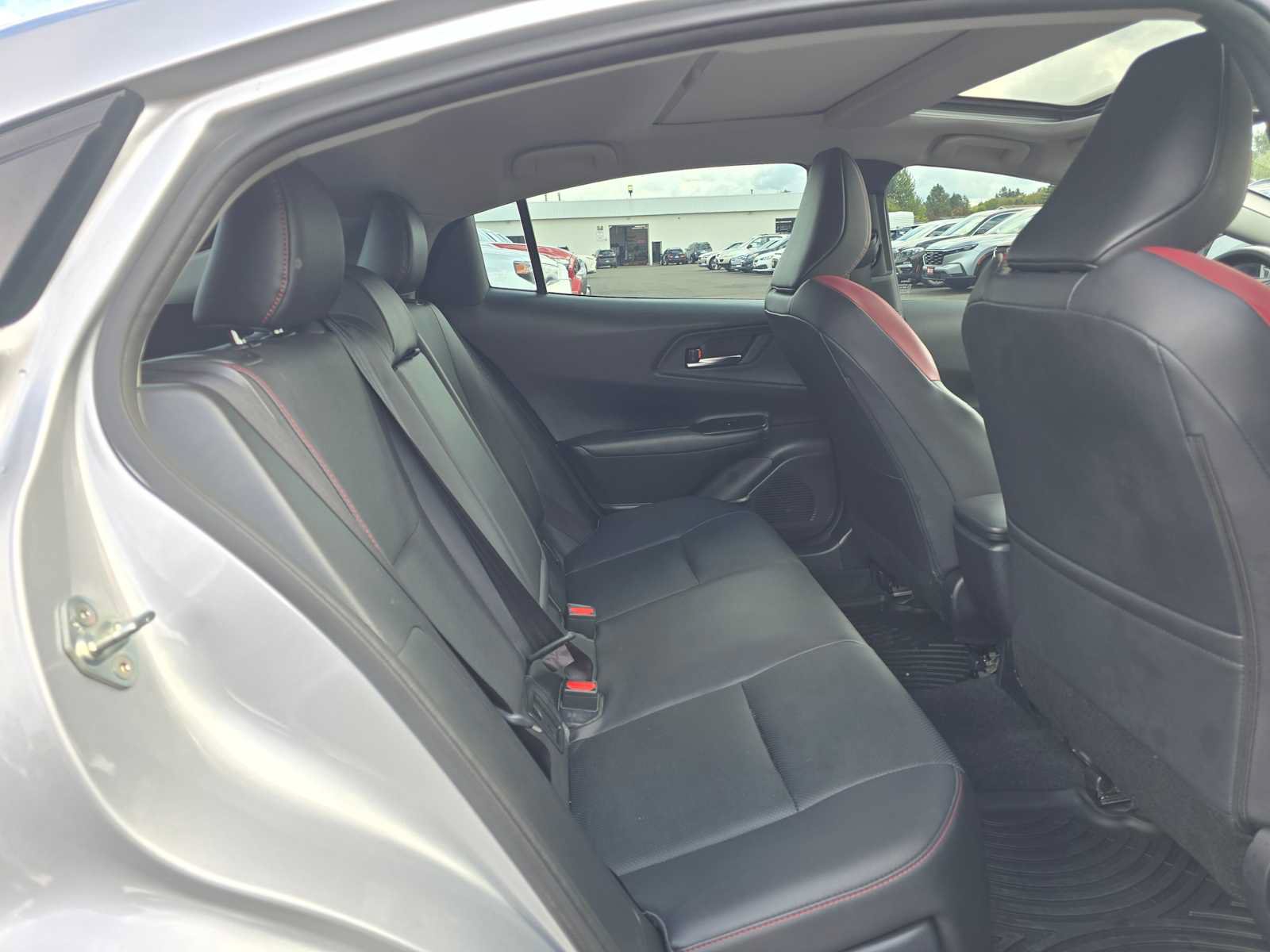 Certified 2024 Toyota Prius Prime FWD image 6