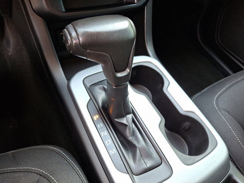 Used 2016 Chevrolet Colorado LT w/ LT Convenience Package image 22