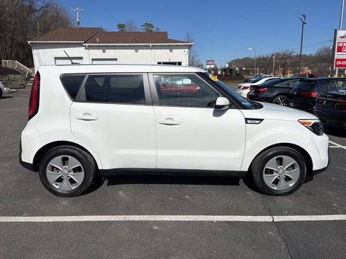 Used 2015 Kia Soul image 6
