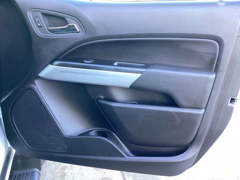 Used 2022 Chevrolet Colorado ZR2 image 12