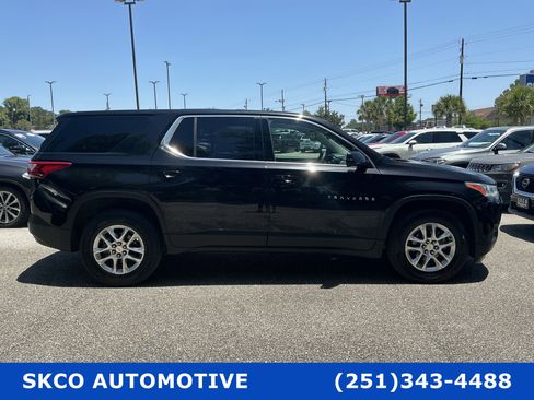 Used 2020 Chevrolet Traverse LS FWD image 6