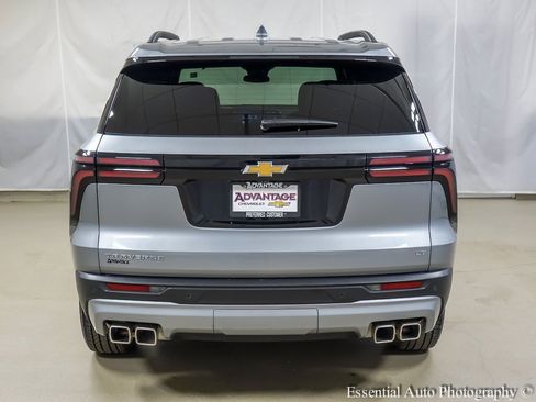 Used 2024 Chevrolet Traverse LT w/ LPO, Floor Liner Package image 6