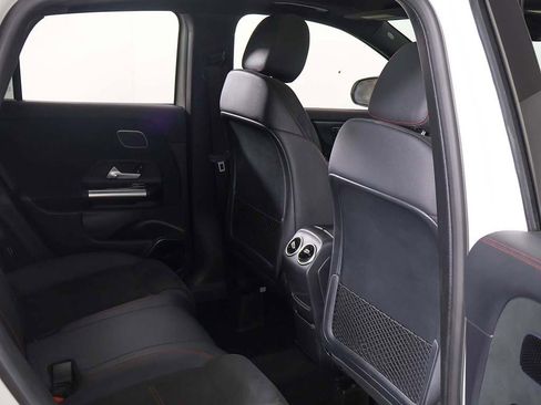 Used 2024 Mercedes-Benz GLA 250 4MATIC image 31