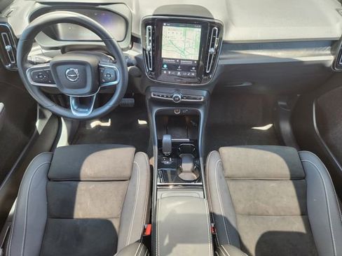 Certified 2023 Volvo C40 P8 Recharge Ultimate AWD/4WD image 13