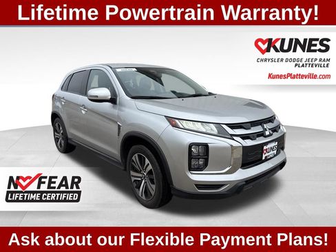 Used 2022 Mitsubishi Outlander Sport SE FWD image 2