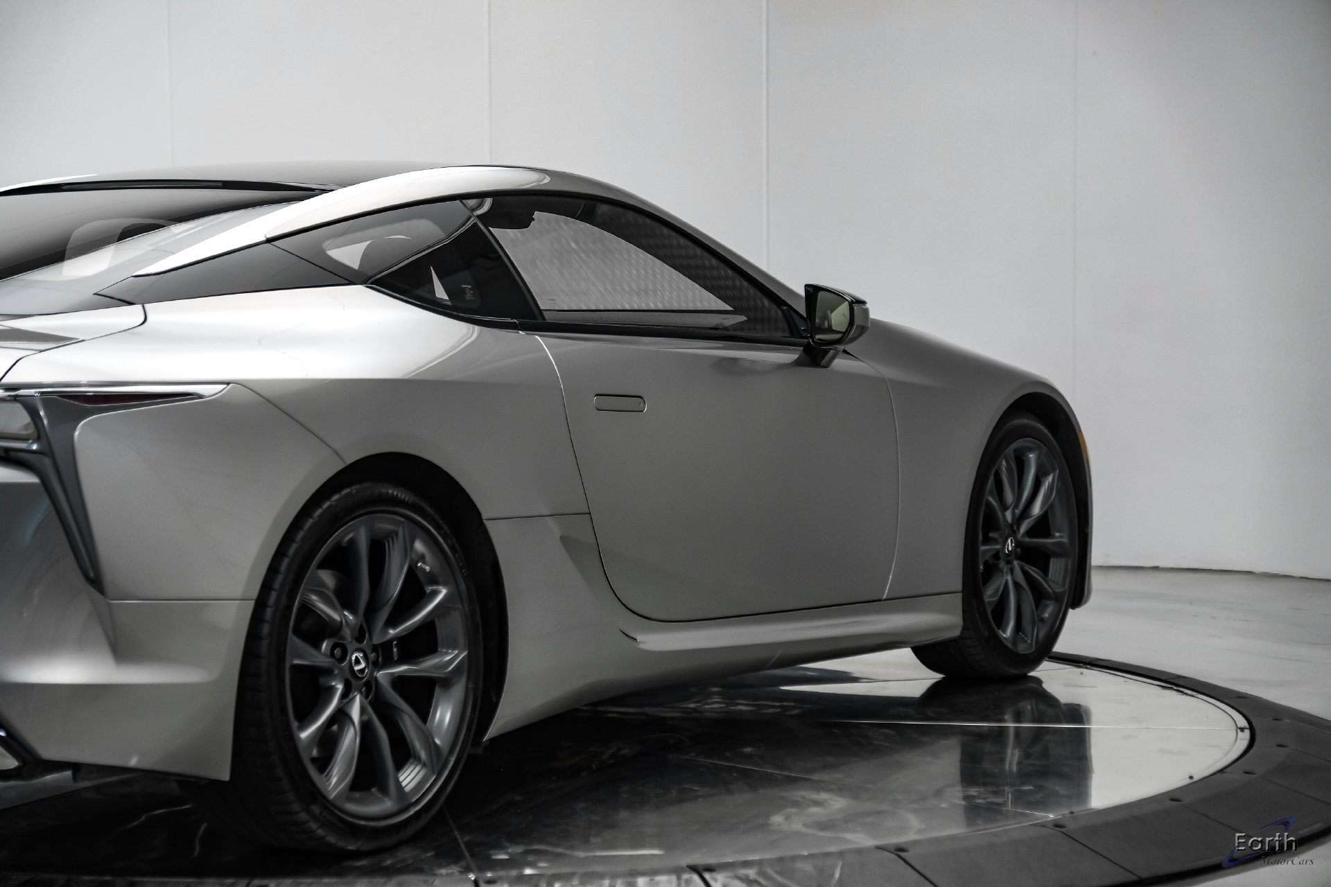 Used 2018 Lexus LC 500 Coupe w/ Performance Package RWD image 19