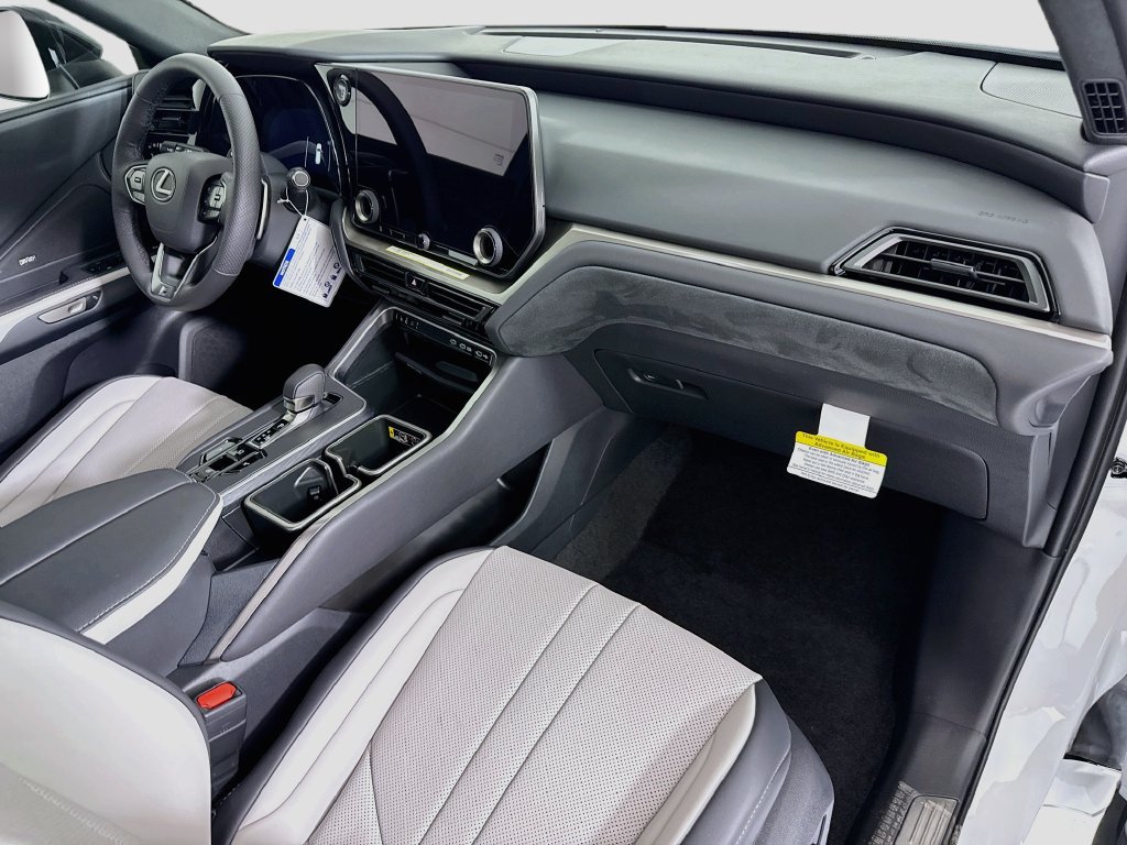 New 2026 Lexus TX 500h AWD w/ Technology Package image 18