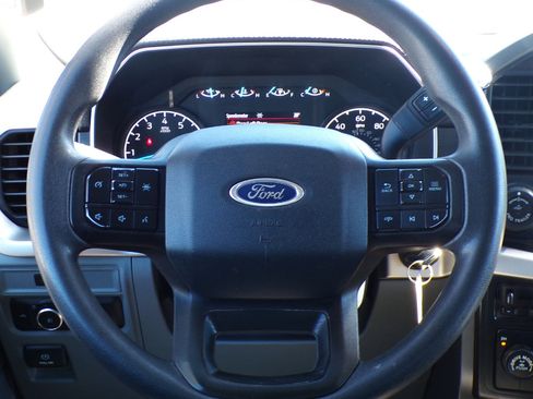 Used 2021 Ford F150 XLT w/ XTR Package image 12