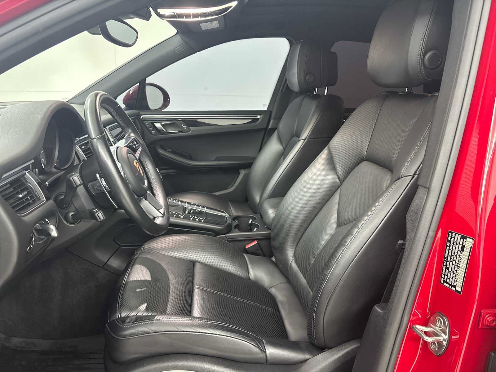Used 2018 Porsche Macan S AWD/4WD image 13