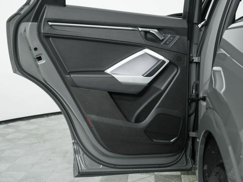 Certified 2024 Audi Q3 2.0T Premium image 20