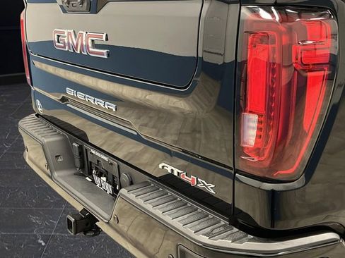 Used 2022 GMC Sierra 1500 AT4X image 37