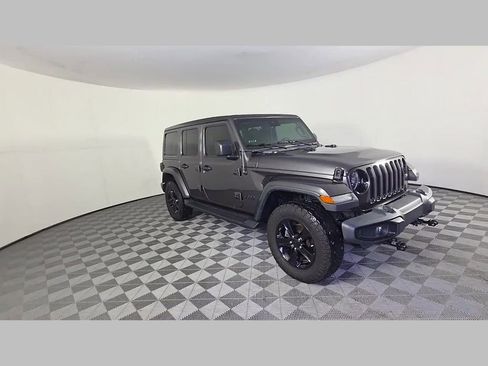 Used 2021 Jeep Wrangler Unlimited Sahara AWD/4WD image 34