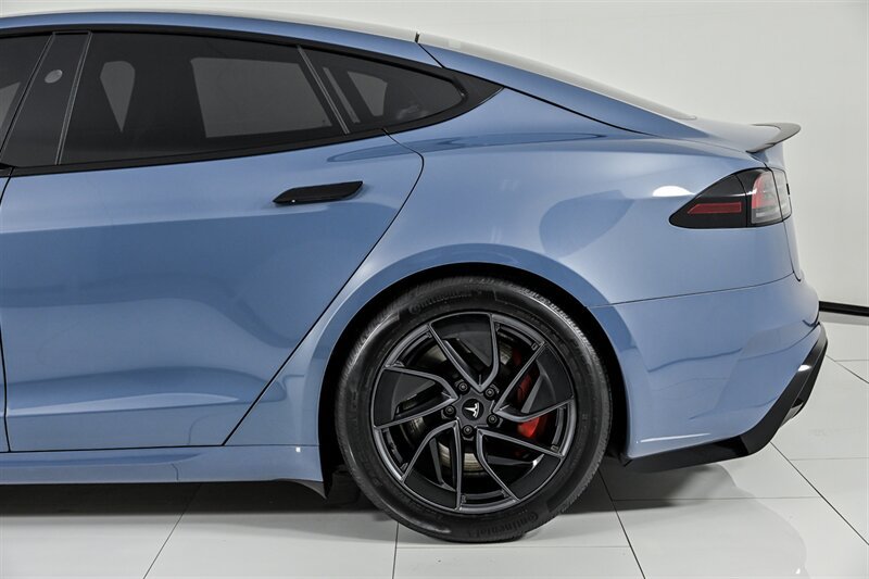 Used 2026 Tesla Model S Plaid AWD/4WD image 10