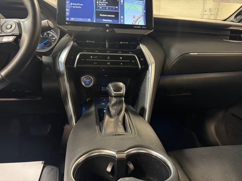 Used 2021 Toyota Venza Limited w/ Advanced Technology Package AWD/4WD image 20