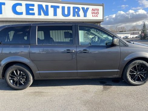 Used 2019 Dodge Grand Caravan GT image 15