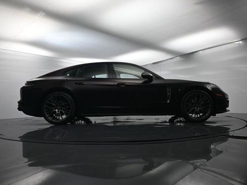 Used 2023 Porsche Panamera Platinum Edition image 56