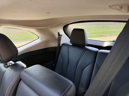 Used 2023 Acura MDX SH-AWD w/ Technology Package image 31