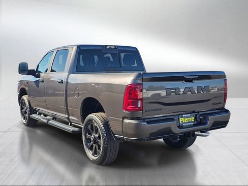 New 2026 RAM 2500 Laramie AWD/4WD image 4