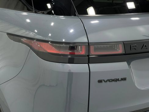 Used 2021 Land Rover Range Rover Evoque S AWD/4WD image 33