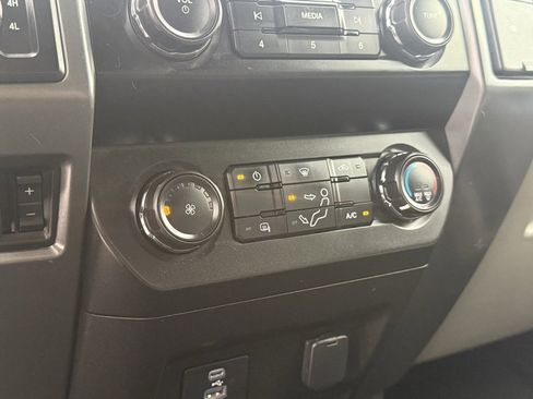 Used 2021 Ford F350 XLT w/ XLT Value Package image 19