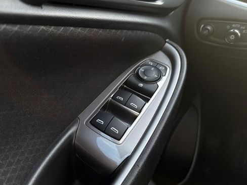 Used 2024 Chevrolet Malibu LT FWD image 2