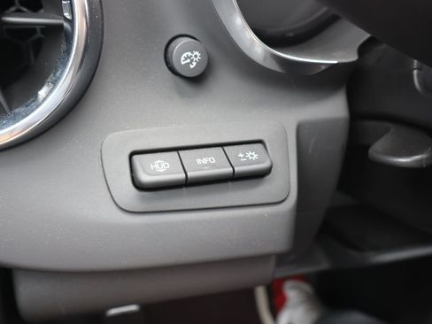 Used 2022 Chevrolet Camaro ZL1 RWD image 16